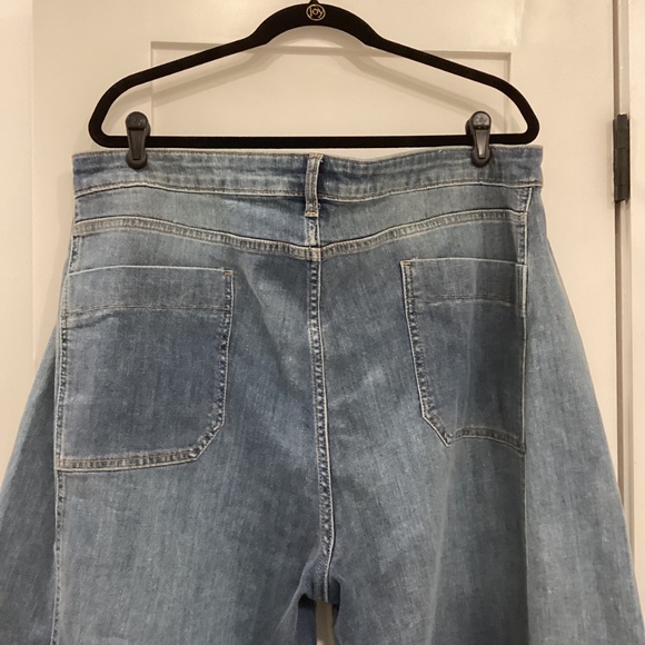 ANTHOLOGY - NWTs Kenna Mid Rise Barrel Jean by Pilcro Petite 32 - Picture 4 of 8